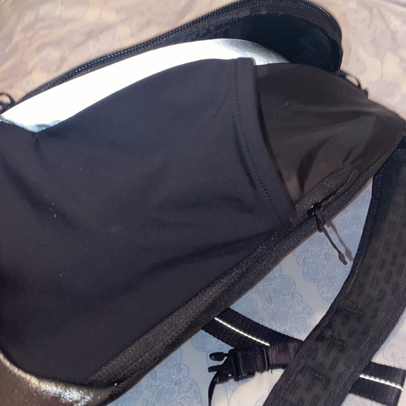 Lululemon Black and Silver Fast and free backpack like new main image 12
